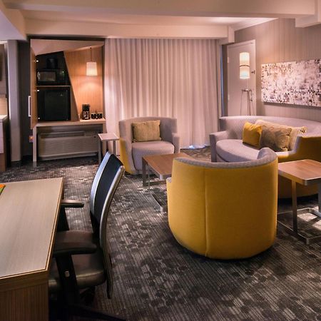 Courtyard By Marriott Oxnard/Ventura Ξενοδοχείο Εξωτερικό φωτογραφία
