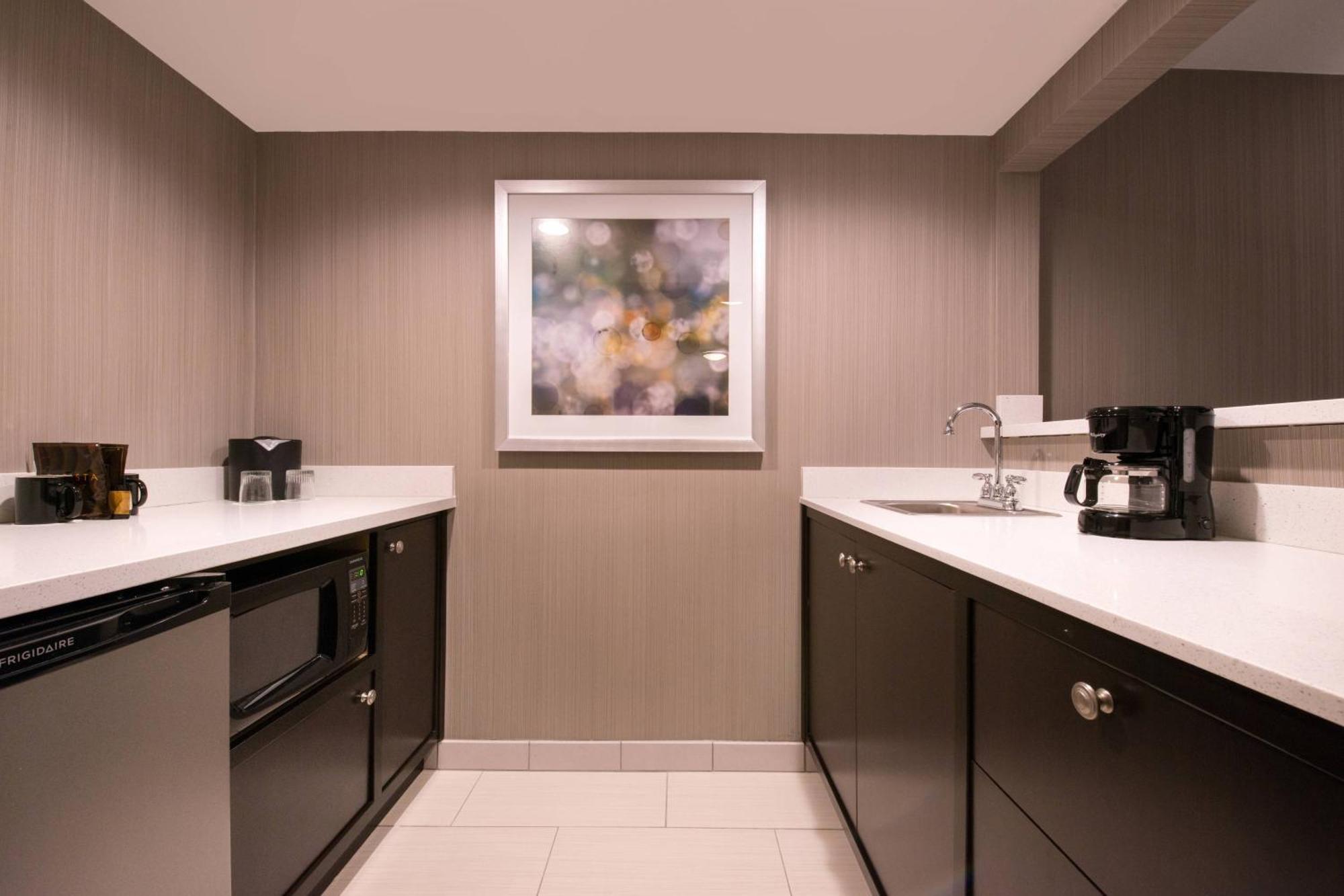 Courtyard By Marriott Oxnard/Ventura Ξενοδοχείο Εξωτερικό φωτογραφία