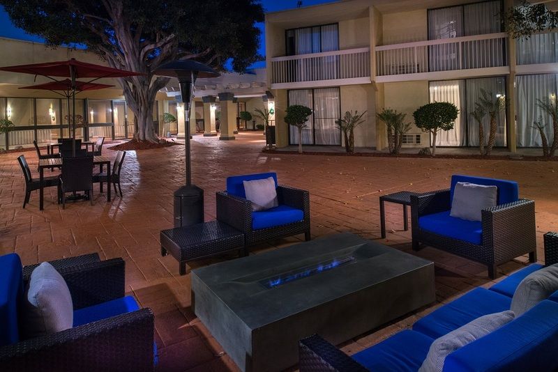 Courtyard By Marriott Oxnard/Ventura Ξενοδοχείο Εξωτερικό φωτογραφία