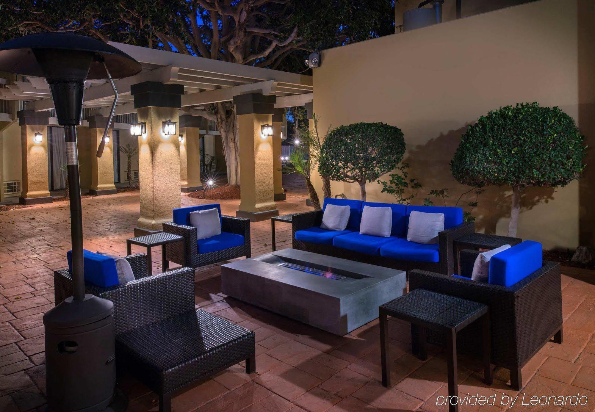 Courtyard By Marriott Oxnard/Ventura Ξενοδοχείο Εξωτερικό φωτογραφία